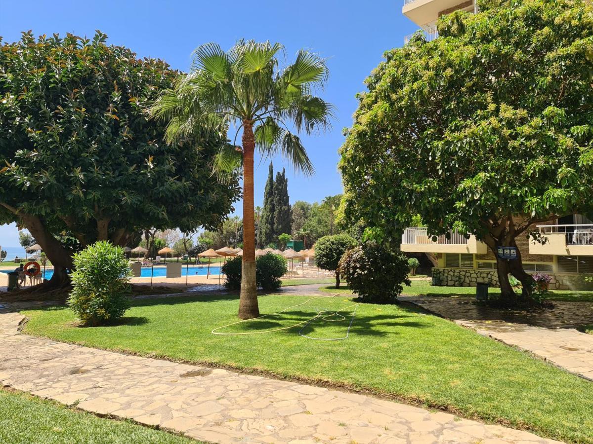 Appartamento Iris Del Mar Benalmádena Esterno foto